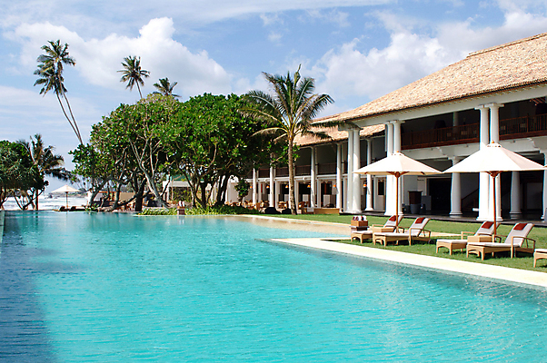 포토 JPG 해외이미지 나무 라이프스타일 외관 아시아 섬 여행 의자 우산 태국 자연 하늘 호텔 휴가 휴식 주택 따뜻함 손바닥 사람없음 야외 초록색 물 파란색 컬러풀 여행객 맑음 수영 스파 뜨거움 재산 고급 큼 휴양지 선베드 이국적 파라다이스 해외포토 자연요소 식물 손 나라 컬러 가구 컨셉 숙소 날씨 사람 건물 생활 금융 장소 수상스포츠 크기 생태계 파일형식 이미지허브