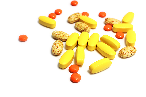 포토 JPG 해외이미지 모양 과학 오렌지 추상 건강 사람없음 컬러풀 알약 약 노란색 흰색 닫기 자르기 흰배경 치수 고립 화학약품 항생제 많음 해외포토 컬러 백그라운드 컨셉 무늬 과일 의학 모션 화학 물질 파일형식 이미지허브