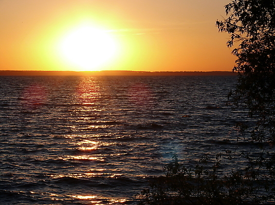 포토 JPG 해외이미지 계절 호수 파도 바다 여행 백그라운드 오렌지 자연 하늘 아침 날씨 휴가 휴식 풍경 사람없음 빨간색 물 여름 빛 컬러풀 햇빛 태양 반사 노란색 일출 맑음 황혼 일몰 새벽 황금 저녁 수평선 해외포토 주간 자연요소 컬러 컨셉 과일 노을 야간 생태계 파일형식 이미지허브