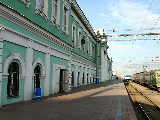 포토 JPG 해외이미지 산업 도로 여행 교통시설 사람없음 기차 도시 전철 역 도착 출발 러시아 지역 일반 단상 해외포토 유럽 길 육상교통 교통 컨셉 대중교통 시설 파일형식 이미지허브