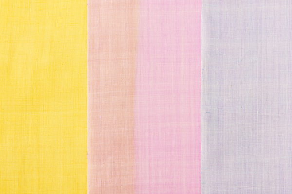 포토 JPG 스튜디오촬영 한국전통 분홍색 백그라운드 실내 사람없음 하이앵글 노란색 직물 천 모시 질감 겹침 원단샘플 국내포토 전통 뷰포인트 컬러 한국 내부 파일형식