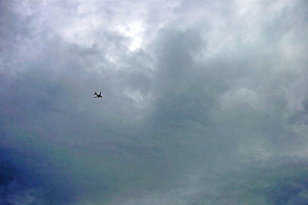 포토 JPG 해외이미지 구름 날씨 비행기 사람없음 폭풍 대패 폭풍우 해외포토 자연요소 항공교통 대중교통 비_날씨 자연재해 파일형식 이미지허브
