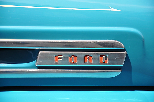 포토 JPG 해외이미지 전통 50대 교통시설 자동차 거리 사람없음 야외 금속 미국 수확 골동품 도시 바퀴 클래식 향수 복고 장면 쿠바 구식 수집가 옛날 자동 스타일 해외포토 직업 육상교통 중년 교통 컨셉 북아메리카 농업 재질 화장품 중앙아메리카 시설 파일형식 이미지허브