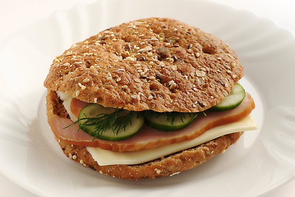 포토 JPG 해외이미지 접시 음식 빵 조각 채소 오이 치즈 샌드위치 건강 육류 사람없음 초록색 소풍 갈색 식사 흰색 아침식사 시리얼 먹기 속도 햄 점심식사 딜 해외포토 식기 컬러 식재료 모션 유제품 야외활동 파일형식 이미지허브