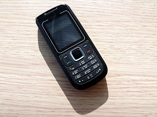 포토 JPG 해외이미지 손 인터넷 비즈니스 통신 모바일 무선통신 세포 사람없음 스마트폰 디지털 스크린 검은색 공백 키보드 네트워크 연결 휴대용 무선전화기 전화기 스마트 오브젝트 수화기 라디오 전자 부름 다이얼 고립 셀룰러 해외포토 컬러 컨셉 모션 신체부위 전자제품 핸드폰 스마트기기 파일형식 이미지허브