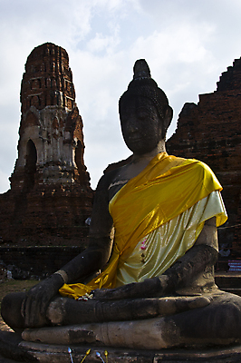포토 JPG 해외이미지 구름 전통 외관 아시아 종교 문화 여행 불교 건축양식 태국 하늘 벽돌 동양인 사람없음 야외 건물 조각상 탑 기도 사찰 영혼 역사 재산 명상 사리탑 숭배 옛날 파멸 해외포토 자연요소 건축물 건축 나라 컨셉 종교건축 인종 금융 조형물 파일형식 소멸 이미지허브