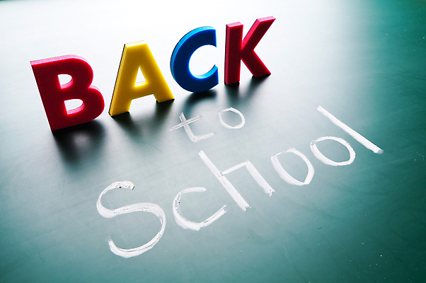 포토 JPG 해외이미지 학생 알파벳 교육 백그라운드 컨셉 텍스트 교실 학교 수업 나선형 그림자 사람없음 빛 학습 스터디 컬러풀 검은색 쪽지 칠판 유치원 정보 흰색 가르침 그리기 메시지 편지 심볼 그림 분필 대학교 질감 최초 조언 초보 해외포토 영어 컬러 무늬 모션 초크 파일형식 이미지허브