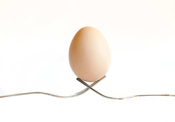 포토 JPG 해외이미지 종교 음식 백그라운드 포크 휴가 부활절 사람없음 계란 봄 흰색 먹기 고립 해외포토 식기 계절 기념일 컬러 모션 알 파일형식 이미지허브