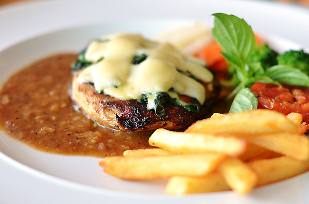 포토 JPG 해외이미지 음식 채소 감자 스테이크 사람없음 식사 저녁식사 치킨 고급 맛 그릴 강의 해산물 메인 만족 정교 맛있는 해외포토 감정 컨셉 주방용품 서양음식 닭고기요리 파일형식 이미지허브