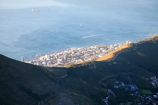 포토 JPG 해외이미지 공원 바다 아프리카 자연 탁자 하늘 산 사람없음 물 파란색 도시 최고 망토 심볼 암초 타운 대서양 해외포토 자연요소 공공시설 나라 컬러 가구 생태계 파일형식 이미지허브