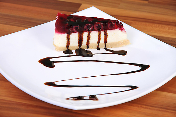 포토 JPG 해외이미지 1 접시 음식 조각 다이어트 과일 디저트 기념 요리 사람없음 장식 빨간색 갈색 파티 과자 케이크 초콜릿 어둠 놀람 흰색 축하 생일 체리 달콤 설탕 먹기 크림 코코아 해로움 맛있는 해외포토 식기 기념일 감정 음료 컬러 컨셉 모션 표정 건강 이벤트 맛 파일형식 이미지허브