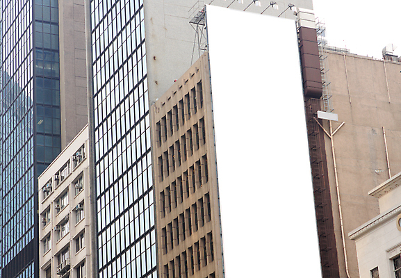 포토 JPG 해외이미지 주간 간판 프레임 광고판 빌딩 사람없음 야외 건물 도심 옥외간판 옥외광고 목업 해외포토 자연요소 건축물 알림판 도시 판 파일형식 이미지허브