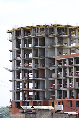 포토 JPG 해외이미지 구름 외관 산업 길 건축양식 창문 하늘 부동산 벽돌 새로움 주택 사람없음 건물 목재 파란색 문 우주 귀여움 고층빌딩 바위 도시 재산 큼 오솔길 기중기 대출 교외 진짜 해외포토 자연요소 나무 건축물 건축 컬러 컨셉 재료 빌딩 금융 돌_바위 중장비 크기 파일형식 이미지허브