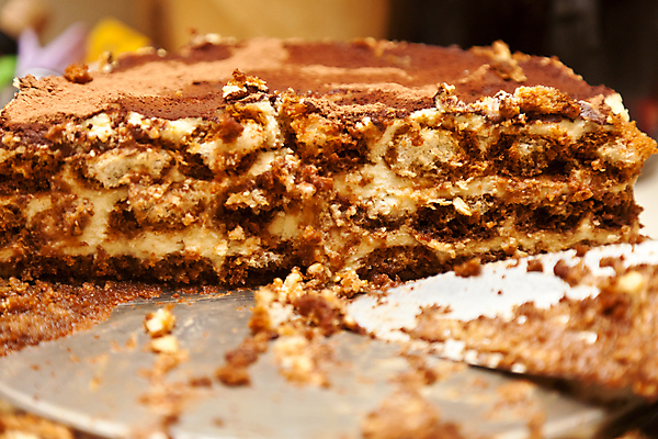 포토 JPG 해외이미지 접시 커피 음식 다이어트 디저트 치즈 요리 사람없음 갈색 쿠키 케이크 주방 초콜릿 식사 이탈리아 빵집 대접 신선 달콤 맛 가루 설탕 먹기 크림 칼로리 푸딩 코코아 크림치즈 페스츄리 티라미수 맛있는 해외포토 식기 유럽 음료 빵 컬러 컨셉 모션 유제품 건강 상점 파일형식 이미지허브