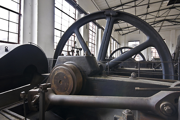 포토 JPG 해외이미지 식물 산업 건축양식 독일 사람없음 건물 금속 기계 큼 철강 해외포토 건축물 건축 유럽 재질 크기 파일형식 이미지허브