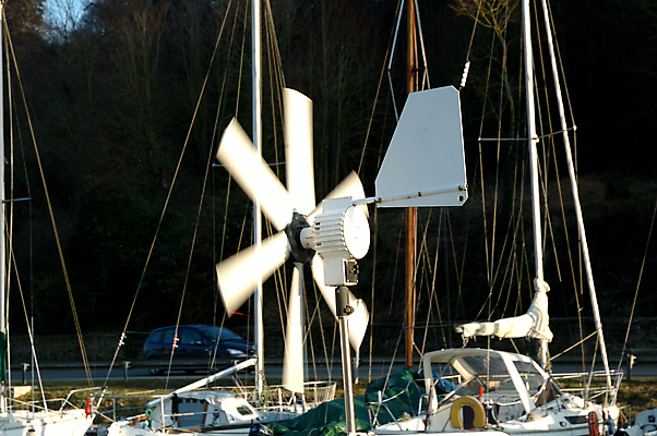 포토 JPG 해외이미지 여행 자연 바람 사람없음 환경 항구 힘 재활용 에너지 프랑스 보트 프랑스어 생태학 해외포토 자연요소 문자 교육 유럽 배_교통 교통시설 날씨 친환경 생태계 파일형식 이미지허브