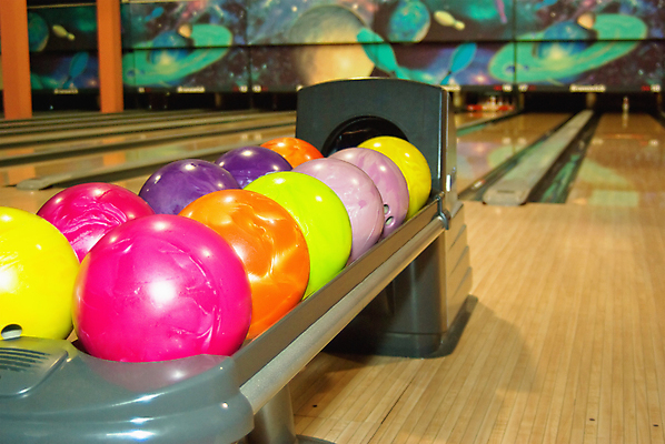 포토 JPG 해외이미지 모양 길 스포츠 분홍색 곡선 오렌지 공 놀이 성공 기술 사람없음 빨간색 초록색 파란색 빛 컬러풀 노란색 힘 경쟁 게임 원형 구멍 그룹 기다림 사발 볼링 목표 묘사 사인 속도 흥분 서식 롤 대리석 충격 무거움 골 멀티 스트라이크 여의주 직진 효과 해외포토 도형 감정 선 컬러 컨셉 과일 재료 모션 구기 사기그릇 무게 파일형식 이미지허브