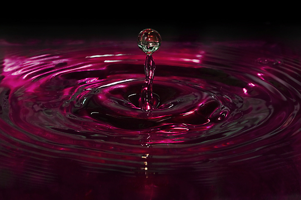 포토 JPG 해외이미지 디자인 조각 백그라운드 이동 패턴 추상 사람없음 물 빛 컬러풀 반사 젖음 흐름 물방울 떨어짐 충돌 잔물결 정물화 해외포토 자연요소 물결 컬러 컨셉 무늬 그림 파일형식 이미지허브