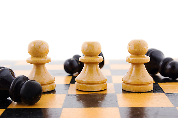 포토 JPG 해외이미지 조각 컨셉 비즈니스 모션 놀이 탁자 성공 서기 사람없음 목재 세트 검은색 힘 경쟁 게임 흰색 우승 그룹 체스말 체스 선택 계획 대표 왕 충돌 스마트 리더 싸움 패배 체스판 육군 여왕 고립 지능 플레이어 필승 해외포토 나무 컬러 가구 재료 군대 최고 말_게임 파일형식 이미지허브