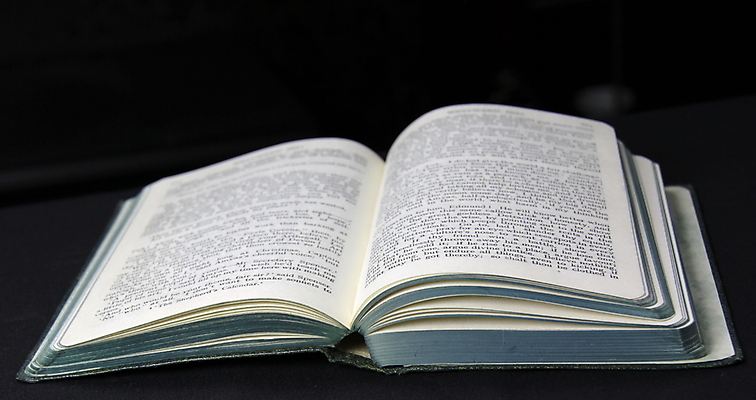 포토 JPG 해외이미지 교육 종이 백그라운드 텍스트 학교 사람없음 책 학습 스터디 갈색 쌓기 어둠 공백 정보 수확 골동품 덮개 역사 도서관 수집 읽기 오브젝트 교과서 질감 문서 문학 페이지 양장본 그런지 옛날 원고 출판 해외포토 컬러 농업 모션 교재 뚜껑 파일형식 이미지허브