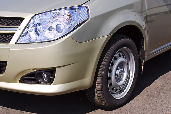 포토 JPG 해외이미지 산업 자동차 새로움 사람없음 금속 기계 램프 바퀴 주차 그림 해외포토 육상교통 컨셉 재질 조명 파일형식 이미지허브