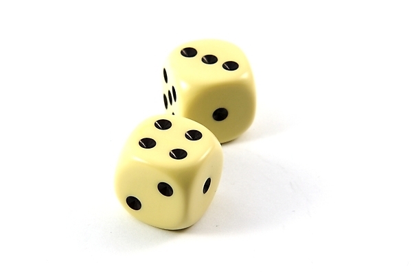 포토 JPG 해외이미지 모양 스포츠 장난 놀이 성공 사람없음 빨간색 장난감 3D 경쟁 게임 흰색 우승 점 행운 재산 위험 큐브 카지노 주사위 기회 만들기 고립 해외포토 컬러 컨셉 모션 금융 최고 도박 디지털합성 파일형식 이미지허브