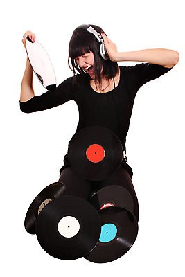 포토 JPG 해외이미지 백인 1 여자 행복 음악 포즈 놀이 갈색머리 한명 사람 청춘 뷰티 파티 검은색 헤드폰 소리 기쁨 음악가 듣기 표현 춤 DJ 디스코 긍정 오디오 리듬 비명 해외포토 서양인 직업 헤어스타일 감정 컬러 음향기기 컨셉 모션 문화예술 이벤트 전자제품 파일형식 이미지허브