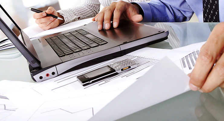 포토 JPG 해외이미지 직업 무기 2 비즈니스 통신 탁자 성공 모바일 협력 노동자 관리 사람 사람없음 그래픽 노트북 스마트폰 사무실 펜 업무 작업 바쁨 해외포토 가구 컨셉 전자제품 핸드폰 스마트기기 필기구 파일형식 이미지허브