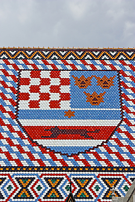 포토 JPG 해외이미지 유럽 무기 지붕 사람없음 장식 교회 코트 수확 골동품 역사 심볼 타일 복고 크로아티아 휘장 왕국 자그레브 해외포토 나라 농업 종교건축 건물 외투 파일형식 이미지허브