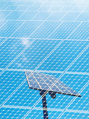 포토 JPG 해외이미지 구름 산업 자연 하늘 세포 사람없음 야외 초록색 파란색 태양 환경 힘 재활용 에너지 광선 판넬 절약 수집 배열 태양에너지 자원 유지 혁명 베터리 실리콘 해외포토 자연요소 컬러 컨셉 그린에너지 친환경 생태계 파일형식 이미지허브