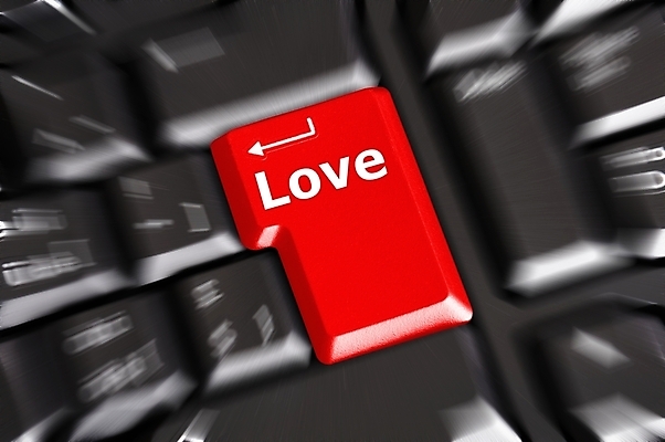 포토 JPG 해외이미지 컨셉 인터넷 데이트 관계 열쇠 발렌타인데이 사랑 사람없음 빨간색 단어 컴퓨터 웹 낭만 하트 키보드 그물 네트워크 신용카드 날짜 검색 온라인 발견 소셜 채팅 해외포토 모양 문자 감정 컬러 데이이벤트 금융 전자제품 파일형식 이미지허브