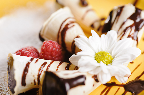 포토 JPG 해외이미지 열매 음료 음식 조각 과일 딸기 포도 휴가 디저트 사탕 사람없음 장식 파티 케이크 식당 빵집 축하 신선 생일 화려 고급 우아함 맛 아침식사 설탕 크림 칼로리 강렬 캐모마일 맛있는 해외포토 식물 기념일 꽃 컨셉 이벤트 상점 식사 허브 파일형식 이미지허브