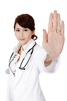 포토 JPG 해외이미지 직업 라이프스타일 손 아시아 얼굴 유니폼 건강 병원 한명 동양인 정장 치료 뷰티 약 일본 중국 의사 금지 표현 신선 위생 거절 나쁜 그만 대답 부정 부정적 위생관리 해외포토 1 옷 감정 나라 컨셉 의학 관리 사람 인종 생활 신체부위 의료진 파일형식 이미지허브