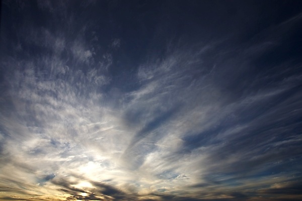 포토 JPG 해외이미지 구름 디자인 백그라운드 컨셉 일러스트 자연 하늘 사람없음 여름 파란색 빛 햇빛 뷰티 꼬리표 칼라하리 해외포토 자연요소 계절 컬러 태양 라벨 사막 생태계 파일형식 이미지허브