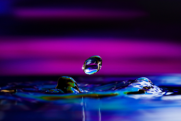 포토 JPG 해외이미지 디자인 조각 백그라운드 이동 패턴 추상 사람없음 물 빛 컬러풀 반사 젖음 흐름 물방울 닫기 떨어짐 작음 충돌 때리기 잔물결 정물화 해외포토 자연요소 물결 컬러 컨셉 무늬 모션 크기 그림 파일형식 이미지허브