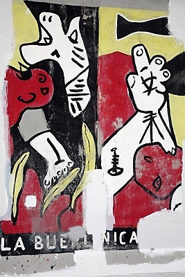 포토 JPG 해외이미지 외관 유럽 컨셉 일러스트 건축양식 독일 사랑 미술 안전 사람없음 건물 파란색 도시 역사 그래피티 위험 심볼 묘사 오브젝트 전쟁 기념물 천연기념물 공산주의 옛날 해외일러스트 건축물 건축 감정 나라 컬러 문화예술 낙서 그림 파일형식 이미지허브