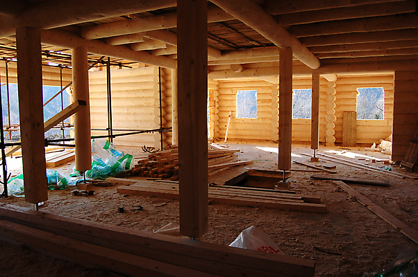 포토 JPG 해외이미지 건축양식 창문 주택 사람없음 건물 목재 업무 천 통나무 해외포토 나무 건축물 건축 재료 직물 작업 파일형식 이미지허브