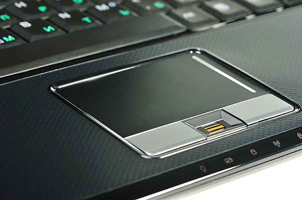 포토 JPG 해외이미지 직업 길 백그라운드 인터넷 비즈니스 모바일 사람없음 노트북 컴퓨터 터치패드 우주 모니터 검은색 자료 침묵 공백 장비 회색 정보 흰색 키보드 업무 오픈 메시지 중앙 오브젝트 싱글 고립 부족함 해외포토 컬러 컨셉 전자제품 소리 작업 파일형식 이미지허브