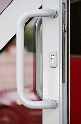 포토 JPG 해외이미지 가구 유리 열쇠 손잡이 사람없음 문 금속 흰색 구멍 플라스틱 묘사 오브젝트 그림 잠금 해외포토 컬러 생활용품 재질 보안 파일형식 이미지허브