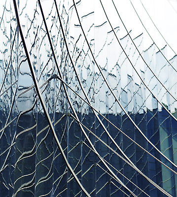 포토 JPG 해외이미지 모양 디자인 외관 선 패턴 곡선 비즈니스 건축양식 창문 유리 하늘 미래 새로움 프레임 사람없음 야외 건물 금융 파란색 빛 사무실 햇빛 반사 탑 고층빌딩 거울 도시 판넬 닫기 큼 장면 기하학 개발 해외포토 건축물 건축 컬러 컨셉 무늬 모션 재질 빌딩 경제 태양 크기 파일형식 이미지허브