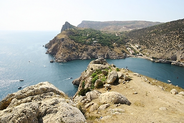 포토 JPG 해외이미지 유럽 바다 여행 날씨 휴가 산 파노라마 풍경 경사 사람없음 물 여름 여행객 항구 검은색 탐험 만 뜨거움 작음 땅 지중해 모험가 언덕 오르기 지역 안심 포트 동쪽 우크라이나 해외포토 자연요소 계절 나라 컬러 교통시설 모션 촬영기법 육류 사람 크기 방향 파일형식 이미지허브