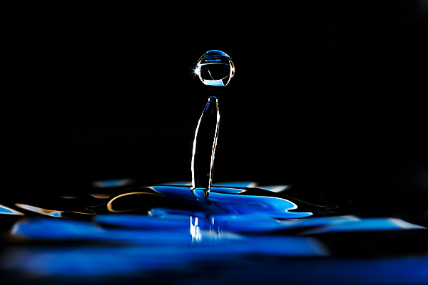 포토 JPG 해외이미지 디자인 조각 백그라운드 이동 패턴 추상 사람없음 물 빛 컬러풀 반사 젖음 흐름 물방울 닫기 떨어짐 작음 충돌 때리기 잔물결 정물화 해외포토 자연요소 물결 컬러 컨셉 무늬 모션 크기 그림 파일형식 이미지허브