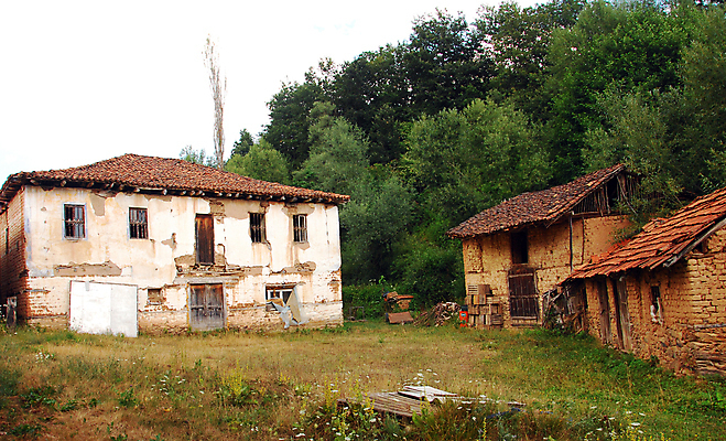 포토 JPG 해외이미지 유럽 여행 건축양식 자연 산 주택 사람없음 야외 목재 마을 계곡 수확 발코니 시골 분위기 지중해 언덕 그림 엽서 지역 마케도니아 발칸반도 옛날 특별함 해외포토 나무 건축 나라 바다 컨셉 농업 재료 건물 편지 생태계 파일형식 남유럽 이미지허브