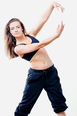 포토 JPG 해외이미지 백인 1 라이프스타일 손 여자 유럽 스포츠 포즈 신체 요가 갈색머리 건강 한명 사람 20대 성인 운동 날씬함 연습 체육관 체조 에어로빅 단아함 운동가 해외포토 서양인 헤어스타일 웰빙 나라 청년 생활 신체부위 춤 몸매 파일형식 이미지허브