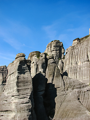 포토 JPG 해외이미지 나무 전통 종교 상징 여행 건축양식 자연 지붕 산 파노라마 풍경 사람없음 건물 초록색 교회 여행객 계곡 침묵 하이킹 기도 재산 고독 땅 그리스 신성 수도원 그리스인 수녀원 웅장함 절정 회랑 목차 메테오라 해외포토 서양인 식물 건축물 건축 감정 유럽 컬러 레저 촬영기법 사람 금융 소리 세계문화유산 복도 생태계 파일형식 이미지허브