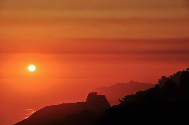 포토 JPG 해외이미지 구름 오렌지 자연 하늘 휴가 풍경 사람없음 빛 태양 반사 노란색 평화 일출 미국 일몰 낭만 캘리포니아 수평선 해외포토 자연요소 컬러 컨셉 북아메리카 과일 노을 생태계 파일형식 이미지허브