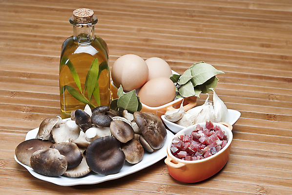 포토 JPG 해외이미지 나무 음식 잎 다이어트 채소 유리 건강 마늘 요리 사람없음 목재 버섯 굴 나뭇가지 만 맛 기름 자르기 지중해 대나무 향신료 메뉴 올리브 햄 베이컨 성분 건강식 스크램블 식용 정물화 해외포토 식물 열매 바다 컨셉 재료 모션 재질 어패류 육류 돼지고기 계란요리 그림 향미료 파일형식 이미지허브