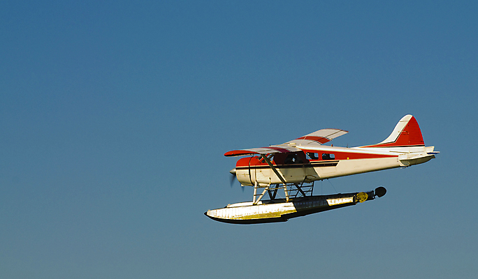 포토 JPG 해외이미지 바다 캐나다 비행기 사람없음 강 항공 그림 프로펠러 상업 태평양 이륙 엔진 방사형 벤쿠버 착륙 해일 해외포토 북아메리카 항공교통 대중교통 자연재해 파일형식 이미지허브