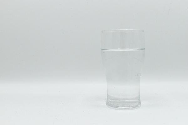 포토 JPG 해외이미지 그릇 음료 백그라운드 유리 건강 사람없음 물 젖음 추위 흰색 신선 액체 시원함 크리스탈 가득함 순수 싱글 상쾌 고립 해외포토 자연요소 식기 감정 컬러 컨셉 재질 광석 파일형식 이미지허브