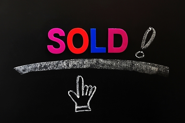 포토 JPG 해외이미지 손 디자인 백그라운드 컨셉 성공 부동산 사람없음 목재 금융 단어 컬러풀 판매 세일 우주 검은색 칠판 흰색 재산 느낌표 구매 편지 중개인 심볼 사인 그림 분필 질감 기회 커서 가치 대출 그런지 필기체 카피스페이스 해외포토 나무 직업 문자 기호 컬러 재료 신체부위 경제 쇼핑 공백 초크 파일형식 이미지허브